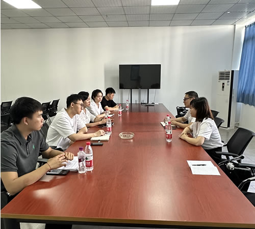 市局領(lǐng)導(dǎo)蒞臨指導(dǎo)，共繪綿陽(yáng)市先鋒醫(yī)療器械新篇章！